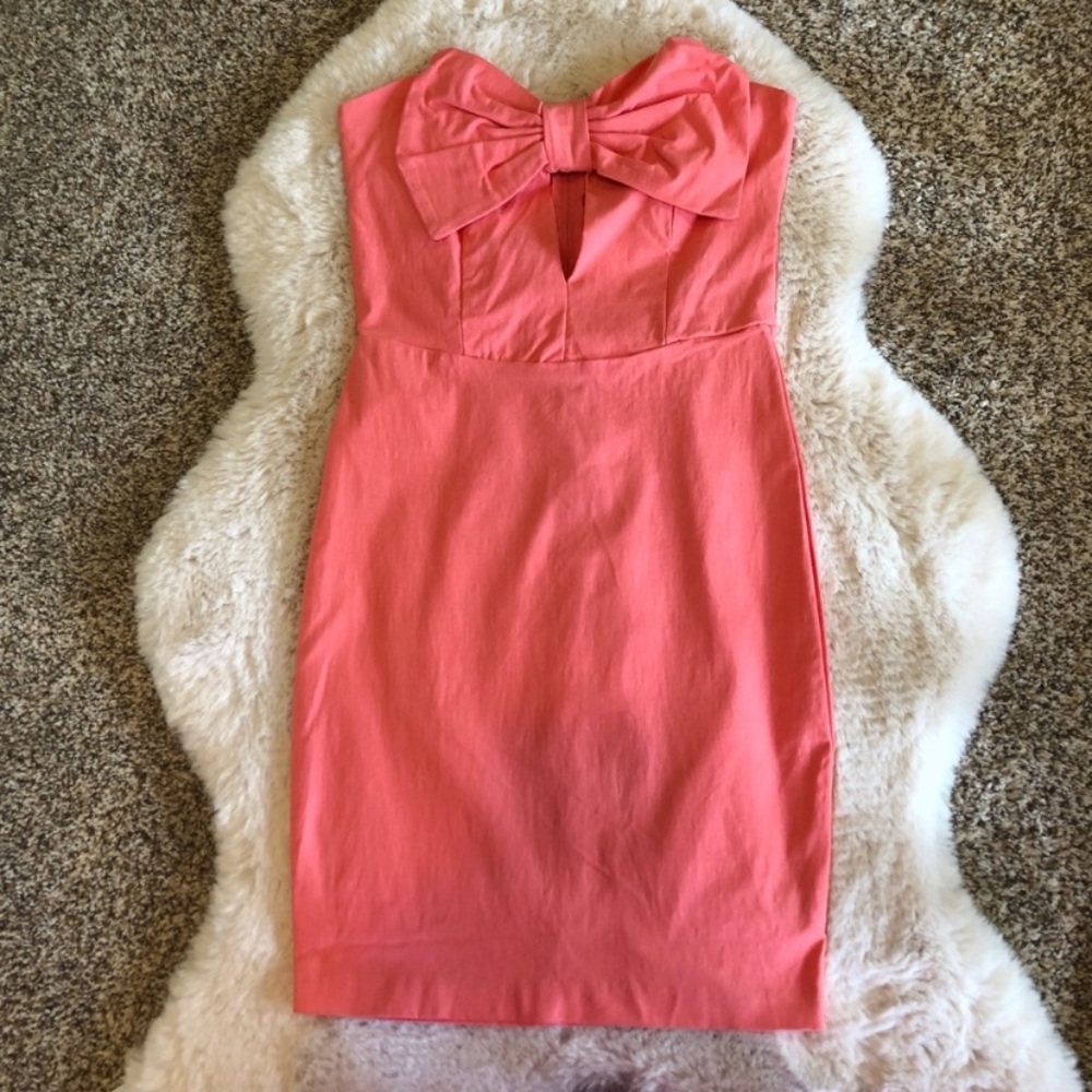 LuLus Bow Cocktail Dress M 👗